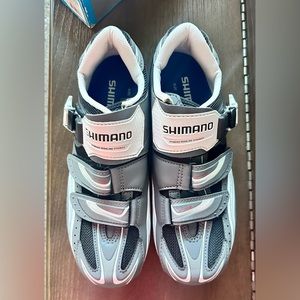 Shimano Biking Shoes - Size 41 - size chart in pictures